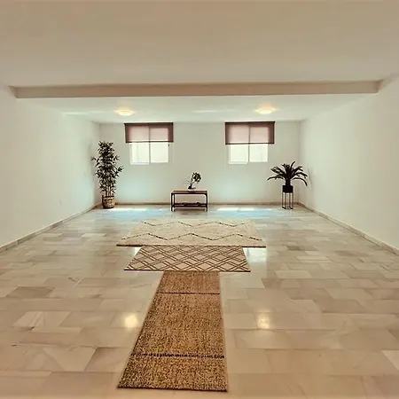 Holiday home West Townhouse Lobon